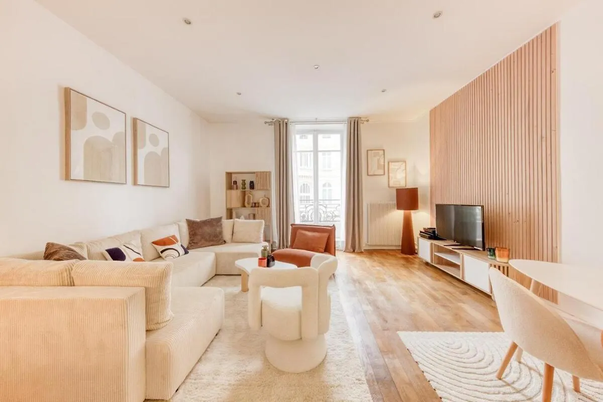 Apartment Arc & Luxe Champs-Elysees Paris France